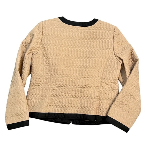Chico's Quilted Beige Jacket with Black Trim with Zip Front and Round Neck. Sz 1 - Picture 5 of 12